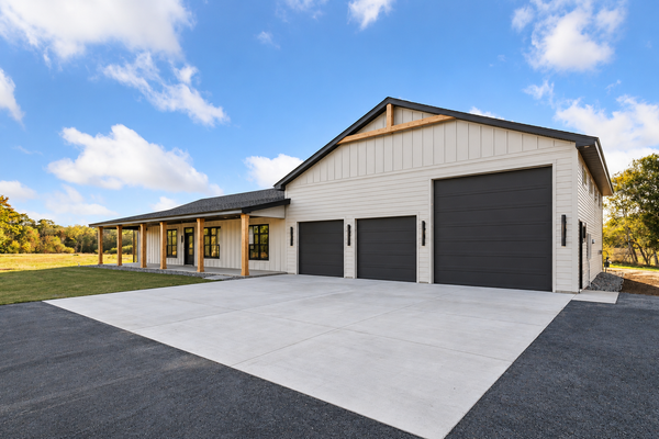 22030 Edison Street Ne, East Bethel, MN 55011