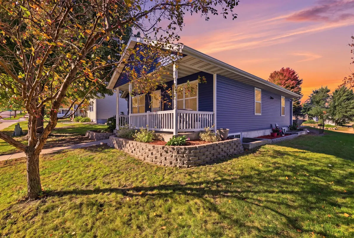 605 Bassford Street, Saint Peter, MN 56082 - #1