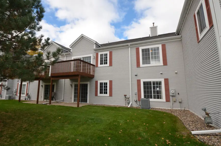 194 Emerson Avenue E, West Saint Paul, MN 55118 - #2