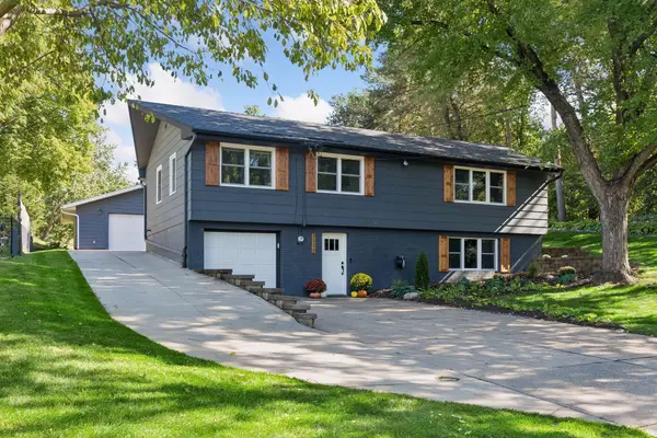 1420 Yosemite Avenue N, Golden Valley, MN 55422