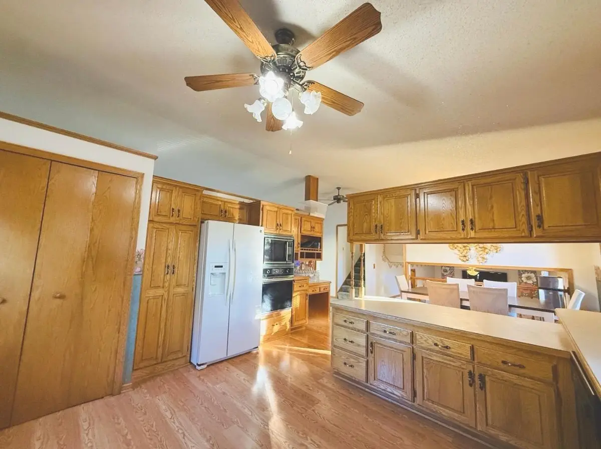 886 Iroquois Avenue, Saint Paul, MN 55119 - #1