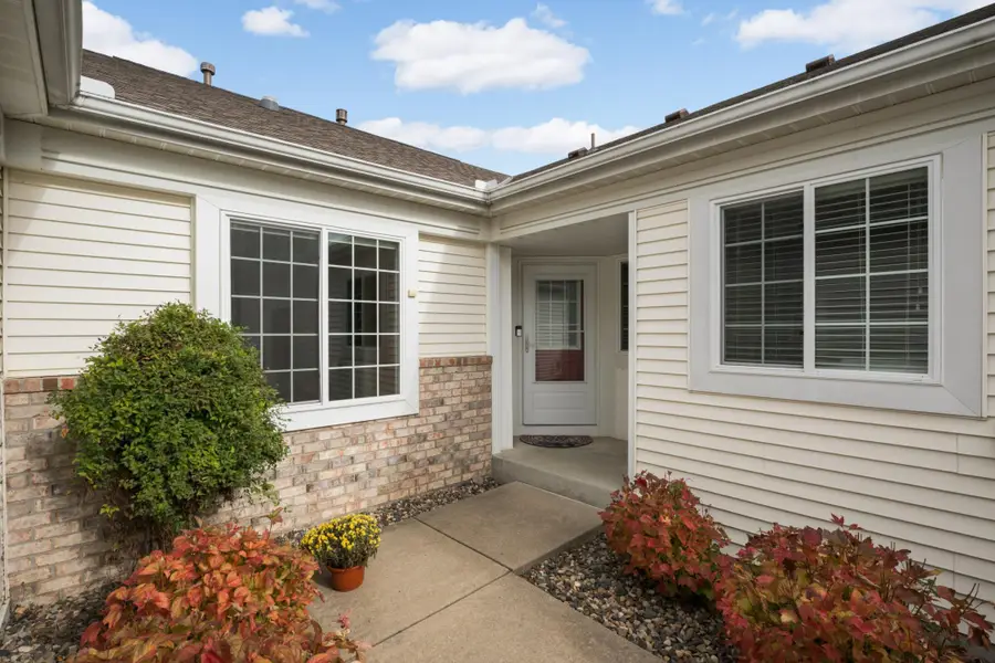 18716 Kalmar Court, Lakeville, MN 55044 - #3