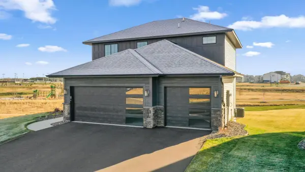 15781 Aquila Avenue, Savage, MN 55378