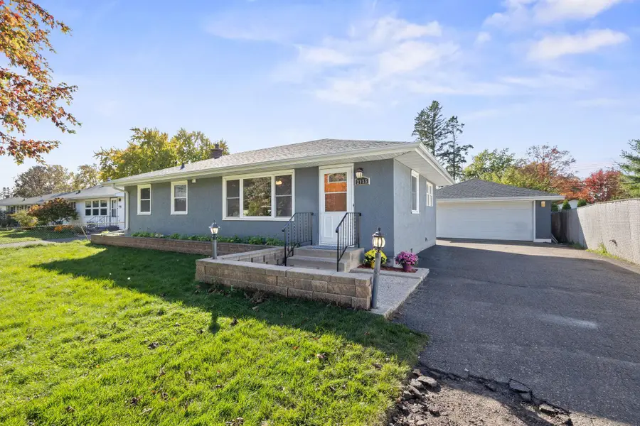 2735 Chippewa Avenue, North Saint Paul, MN 55109 - #3