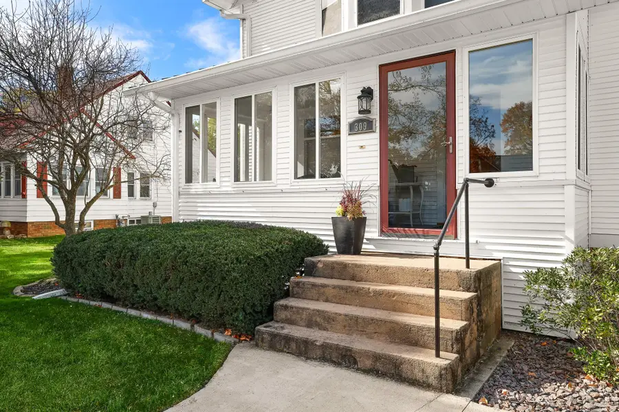 309 S Jefferson Street, Houston, MN 55943 - #2