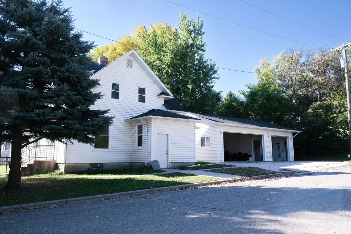 302 Ash Street, Lisbon, ND 58054 - #1