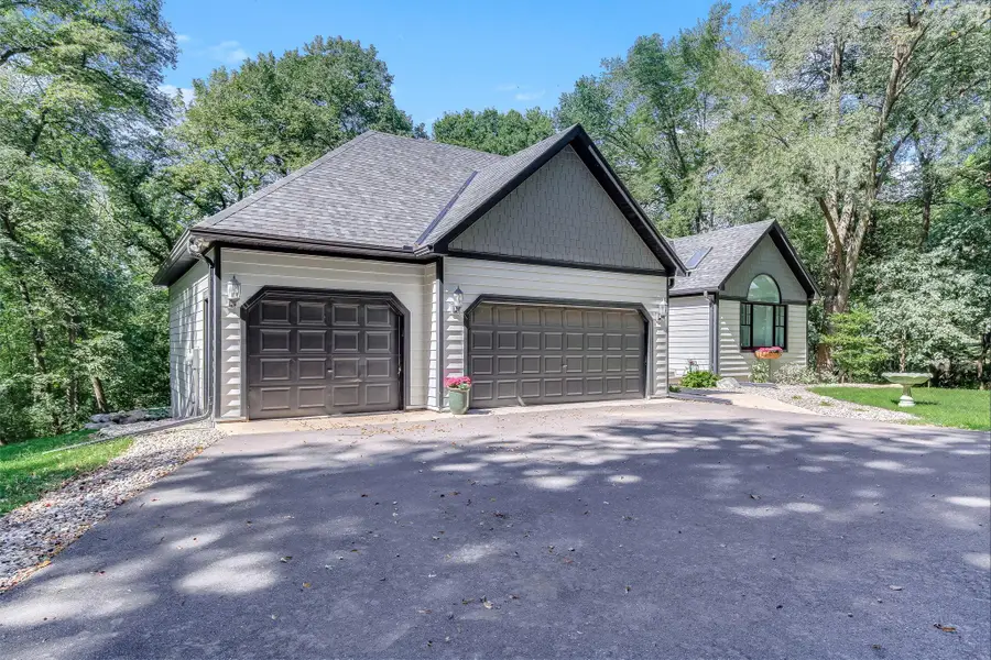 7156 Granada Avenue S, Cottage Grove, MN 55016 - #3