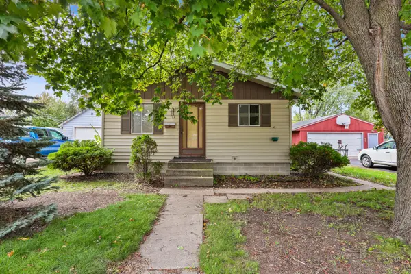 717 25th Avenue N, Saint Cloud, MN 56303