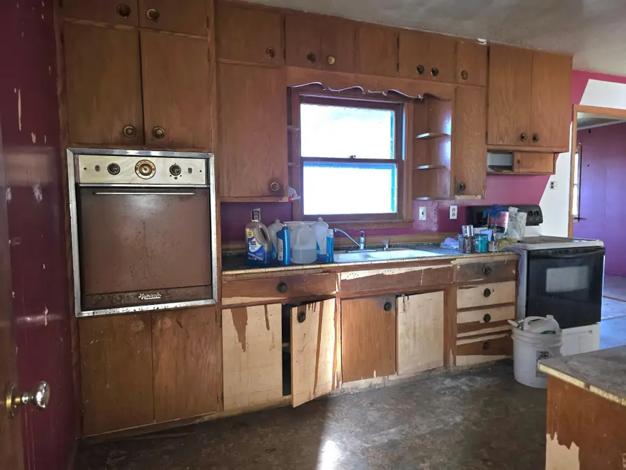 1558 Front Street, Verdi, MN 56149 - #3