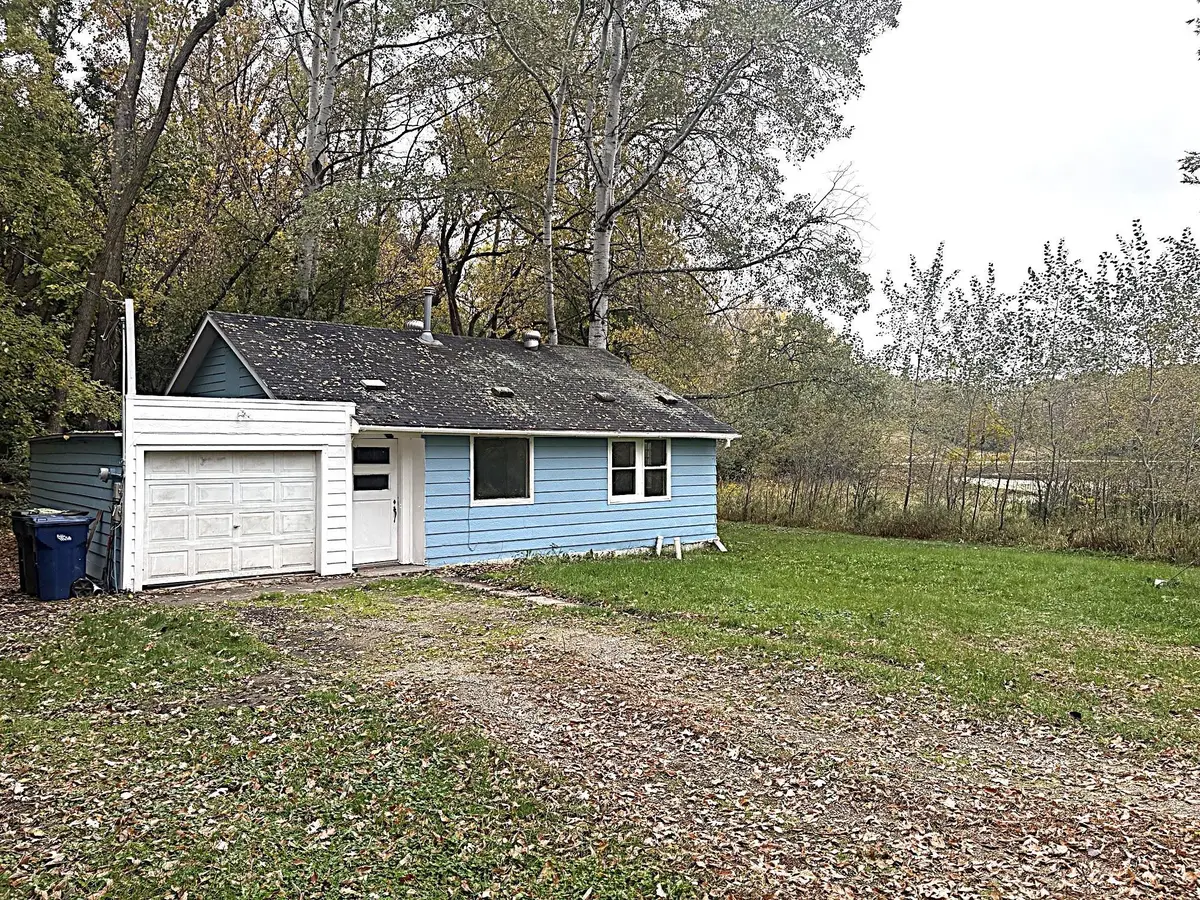 415 W Adolphus Avenue, Fergus Falls, MN 56537 - #1