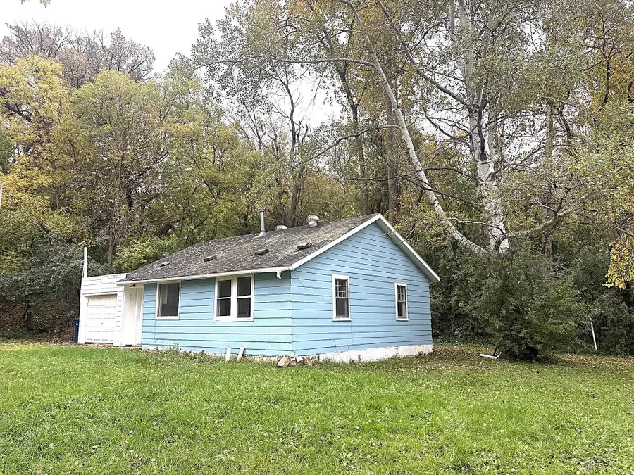 415 W Adolphus Avenue, Fergus Falls, MN 56537 - #3