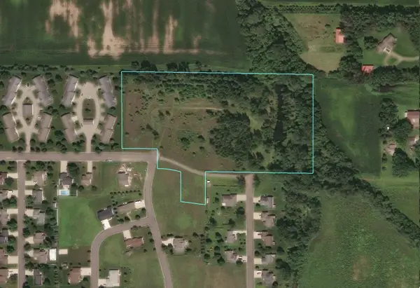 nhn 10th Street E, Litchfield, MN 55355