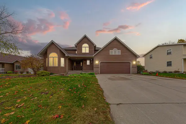 1520 Trailwood Lane Sw, Faribault, MN 55021