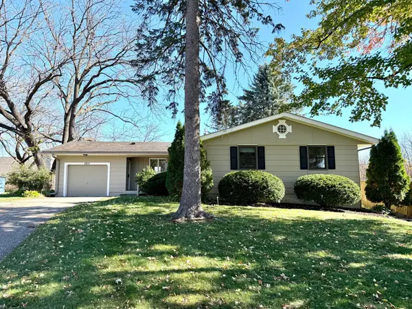 1211 Archibald Court, Northfield, MN 55057