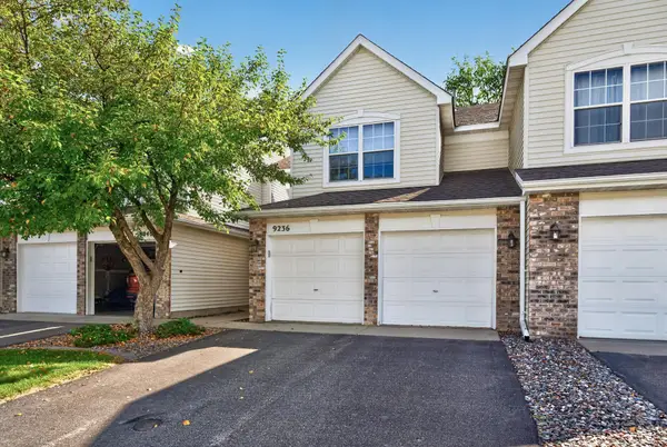 9236 Merrimac Lane N, Maple Grove, MN 55311