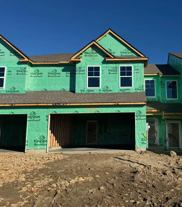 230 Huntington Drive, Waconia, MN 55387