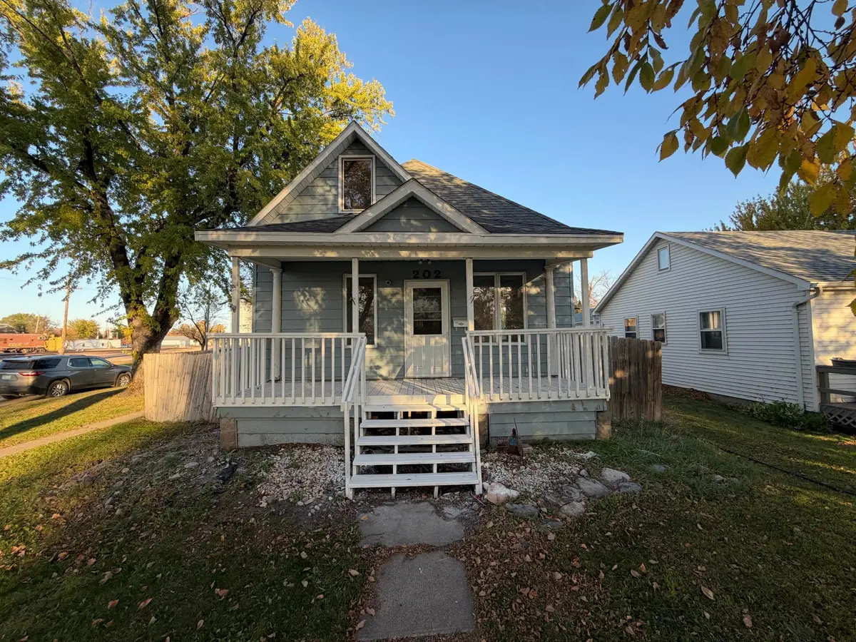 202 7th Street S, Breckenridge, MN 56520 - #1
