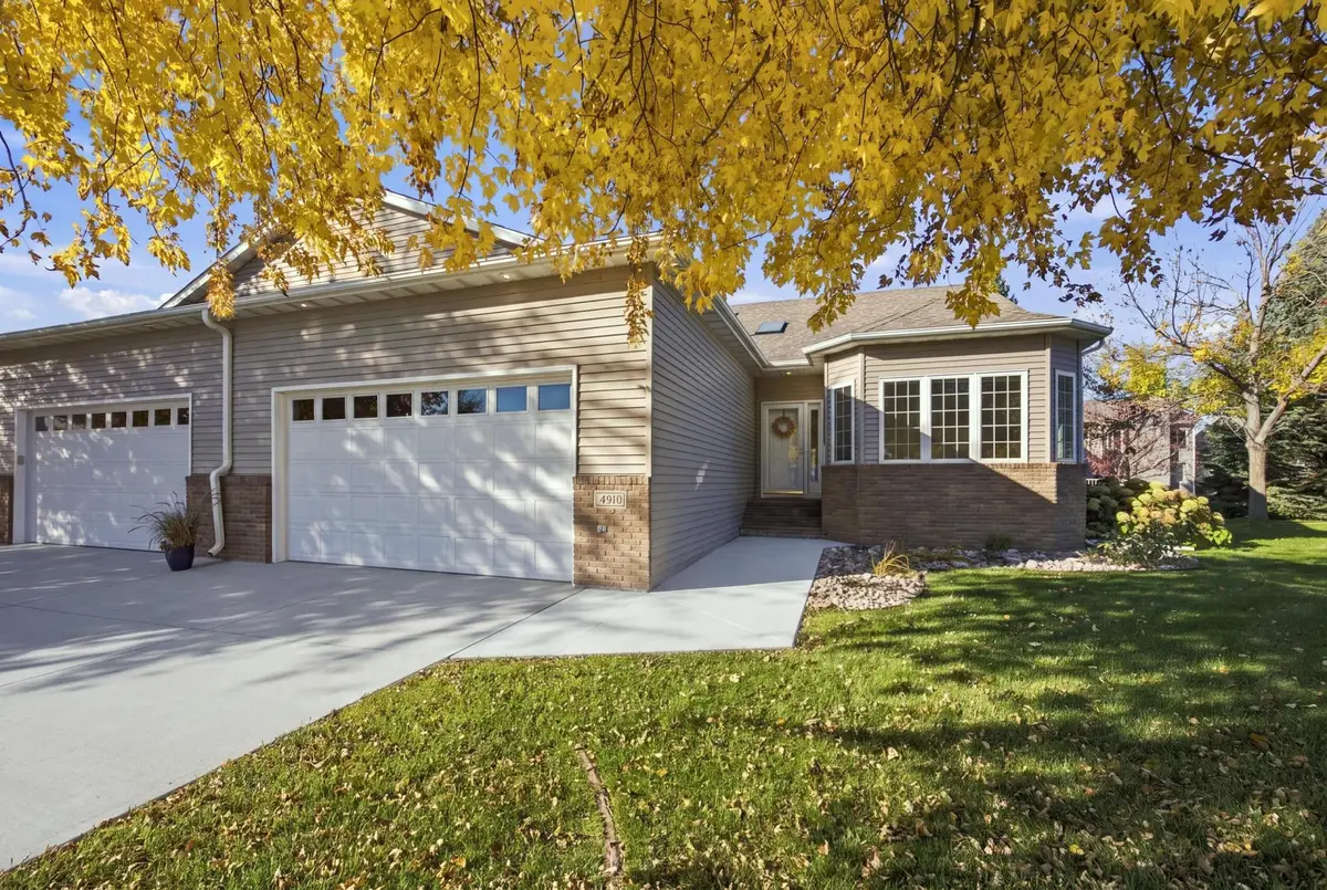 4519 3rd Street S, Moorhead, MN 56560 - #1