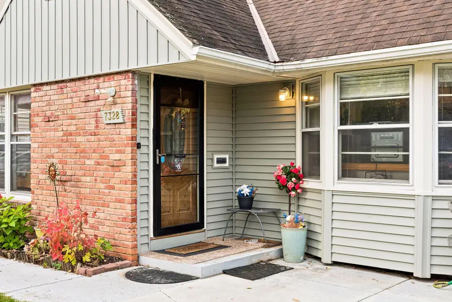 7328 Girard Avenue S, Richfield, MN 55423 - #2