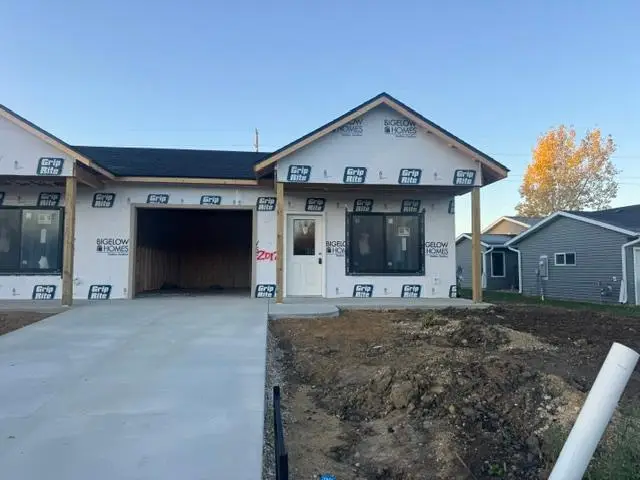 2012 E 20th Street, Zumbrota, MN 55992 - #1