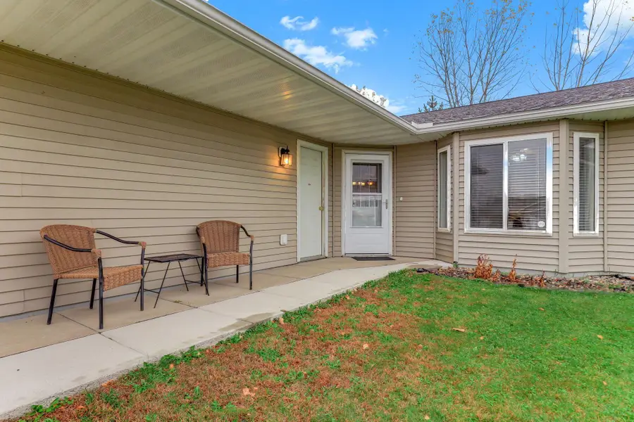 564 Meadows Drive, Hammond, WI 54015 - #3