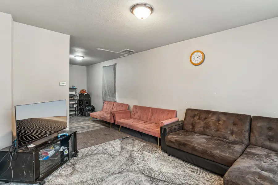 760 Minnehaha Avenue E, Saint Paul, MN 55106 - #2
