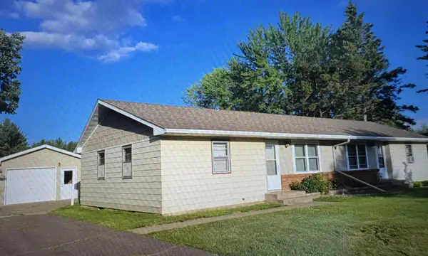 511 Barry Avenue, Hinckley, MN 55037