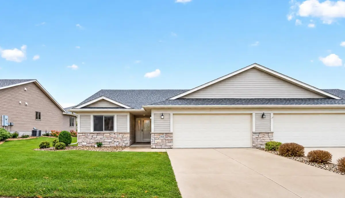 868 Southern Ridge Drive Sw, Rochester, MN 55902 - #1