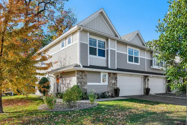 5851 Moonlight Way Ne, Prior Lake, MN 55372