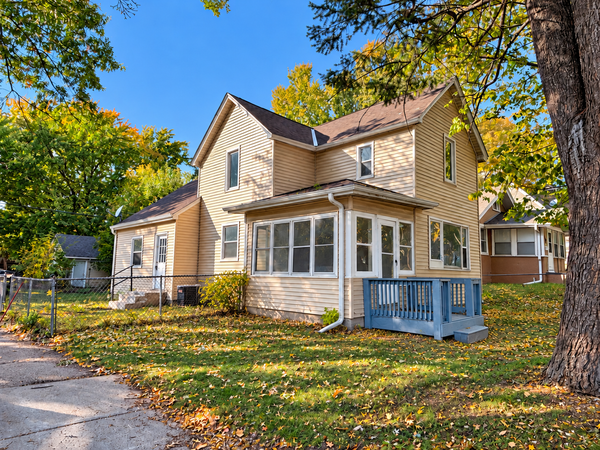 3001 Sheridan Avenue N, Minneapolis, MN 55411