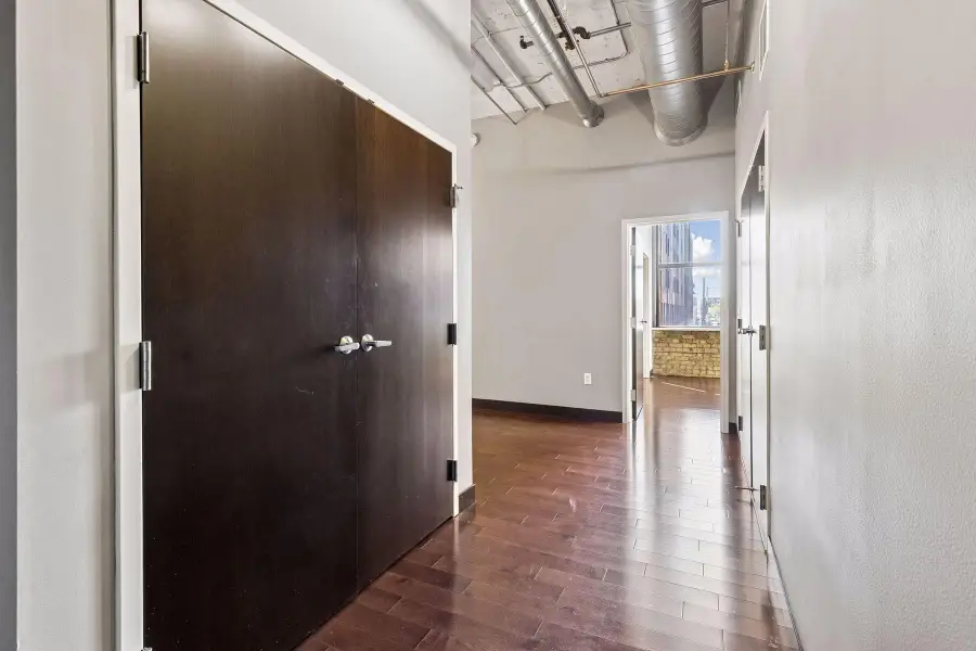 618 Washington Avenue N #301, Minneapolis, MN 55401 - #3