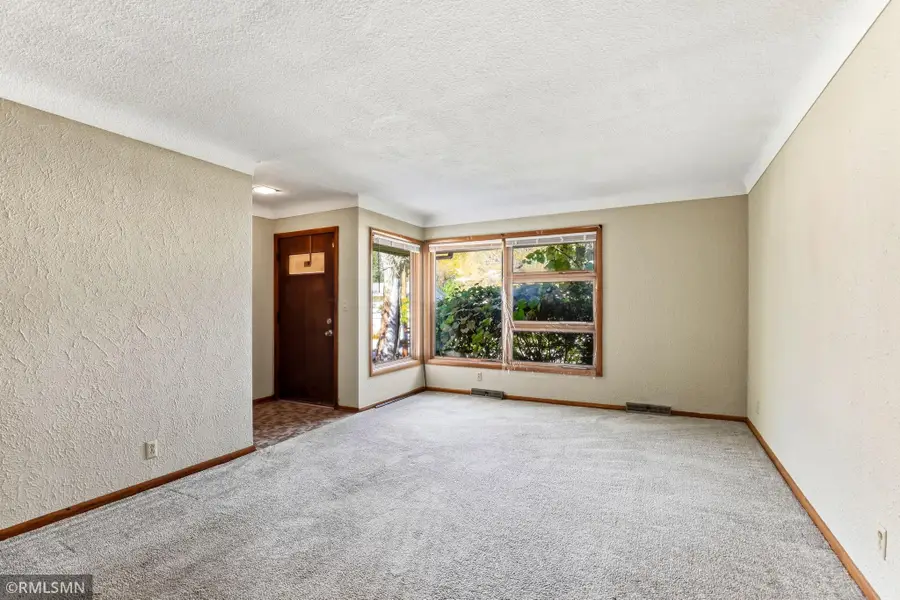 1530 Reaney Avenue, Saint Paul, MN 55106 - #3