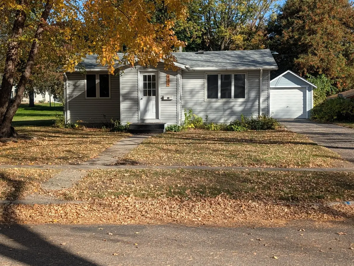 814 S 10th Street, Montevideo, MN 56265 - #1