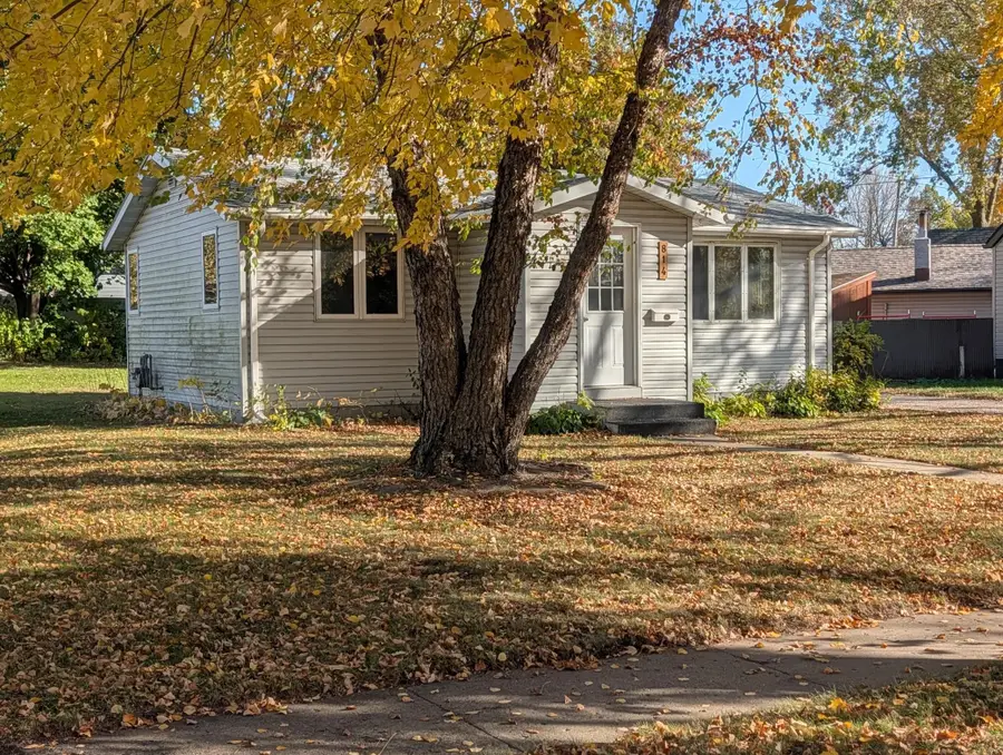 814 S 10th Street, Montevideo, MN 56265 - #3