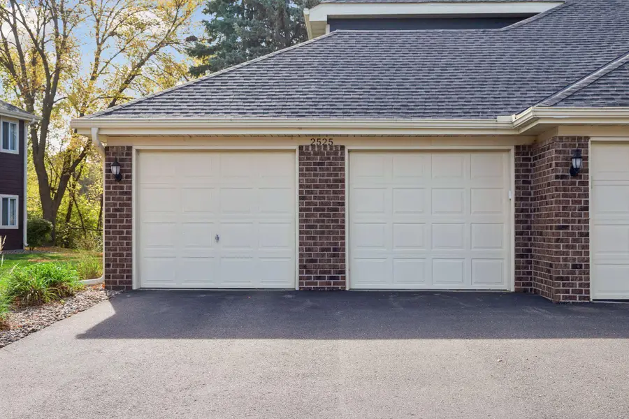 2525 Concord Way #123, Mendota Heights, MN 55120 - #2