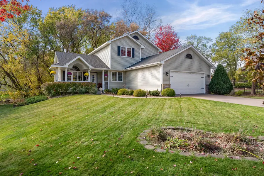 200 Pendryn Hill Curve, Woodbury, MN 55125 - #3