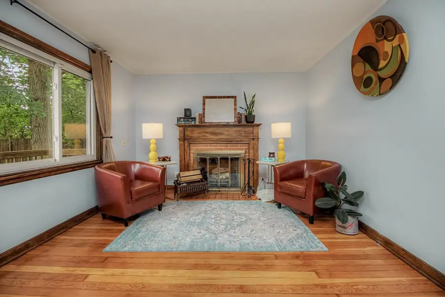 6140 Saint Croix Avenue N, Golden Valley, MN 55422 - #2