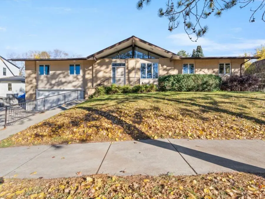 412 Park Avenue N, Park Rapids, MN 56470 - #2