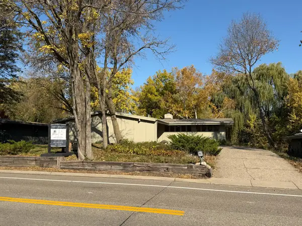 5832 Olinger Boulevard, Edina, MN 55436