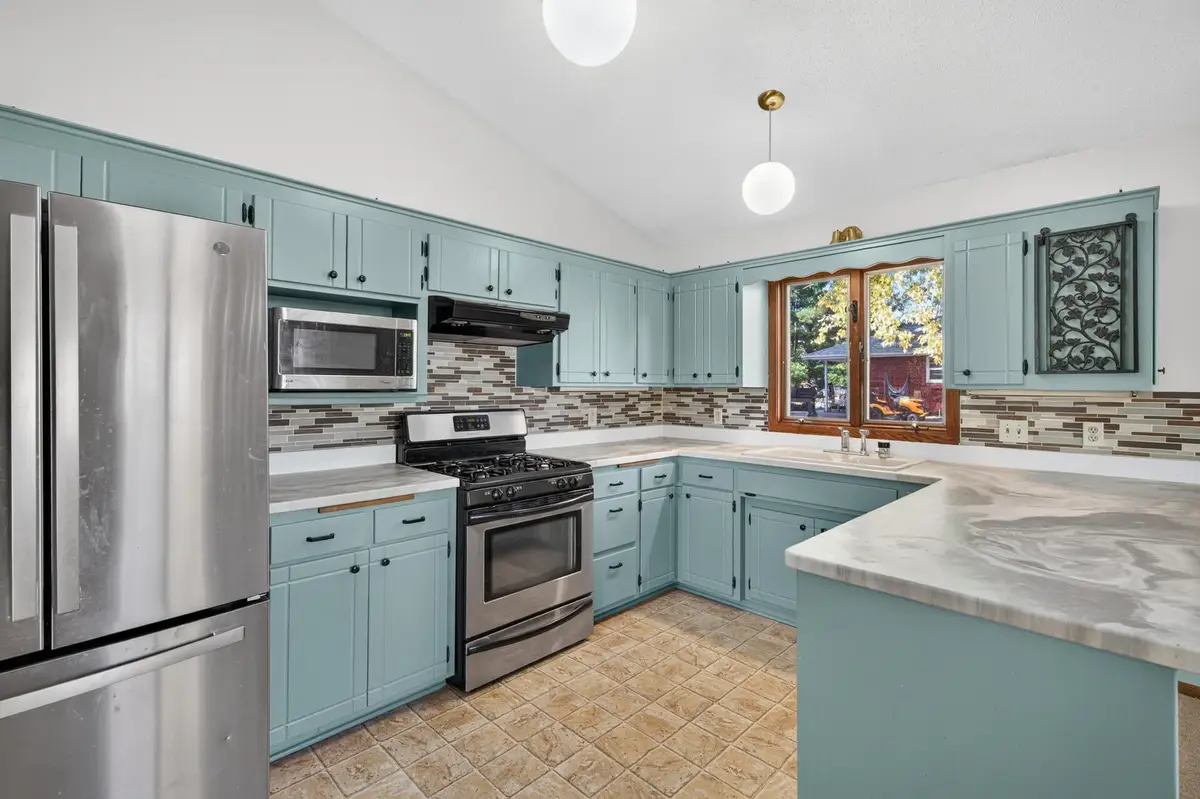 2621 Mcknight Road N, North Saint Paul, MN 55109 - #1