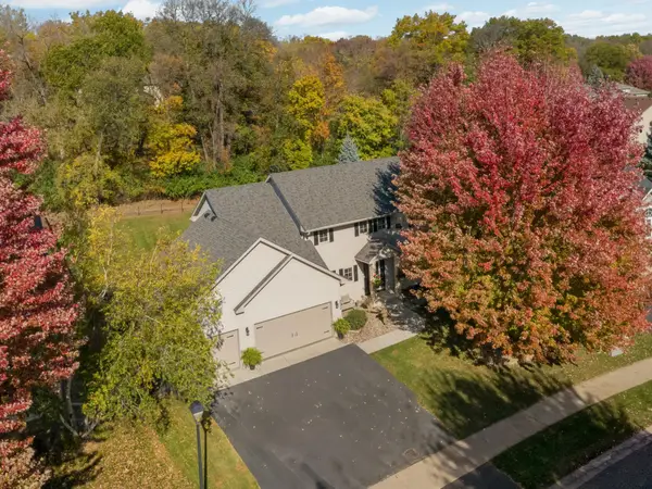 8924 Heatherton Ridge Drive, Savage, MN 55378