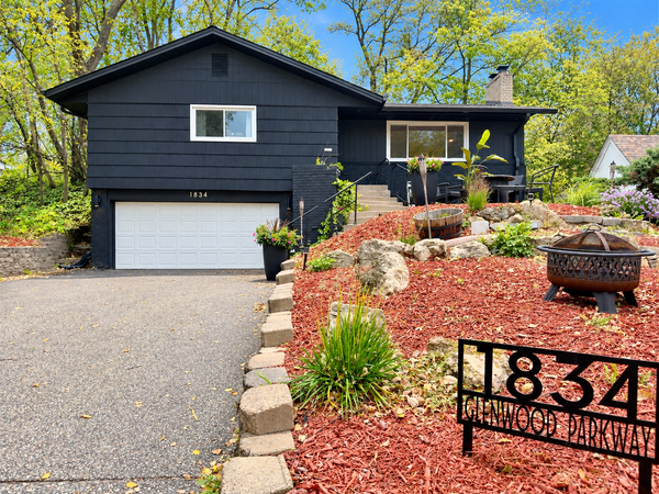 1834 Glenwood Parkway, Golden Valley, MN 55422
