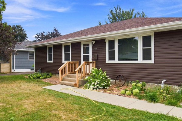 7221 16th Avenue S, Richfield, MN 55423