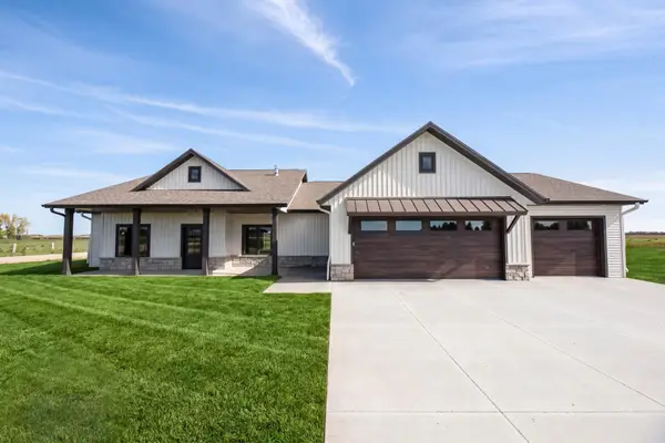 902 Gunkel Drive, Arthur, ND 58006