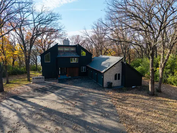 736 S Woodland Drive, Fergus Falls, MN 56537