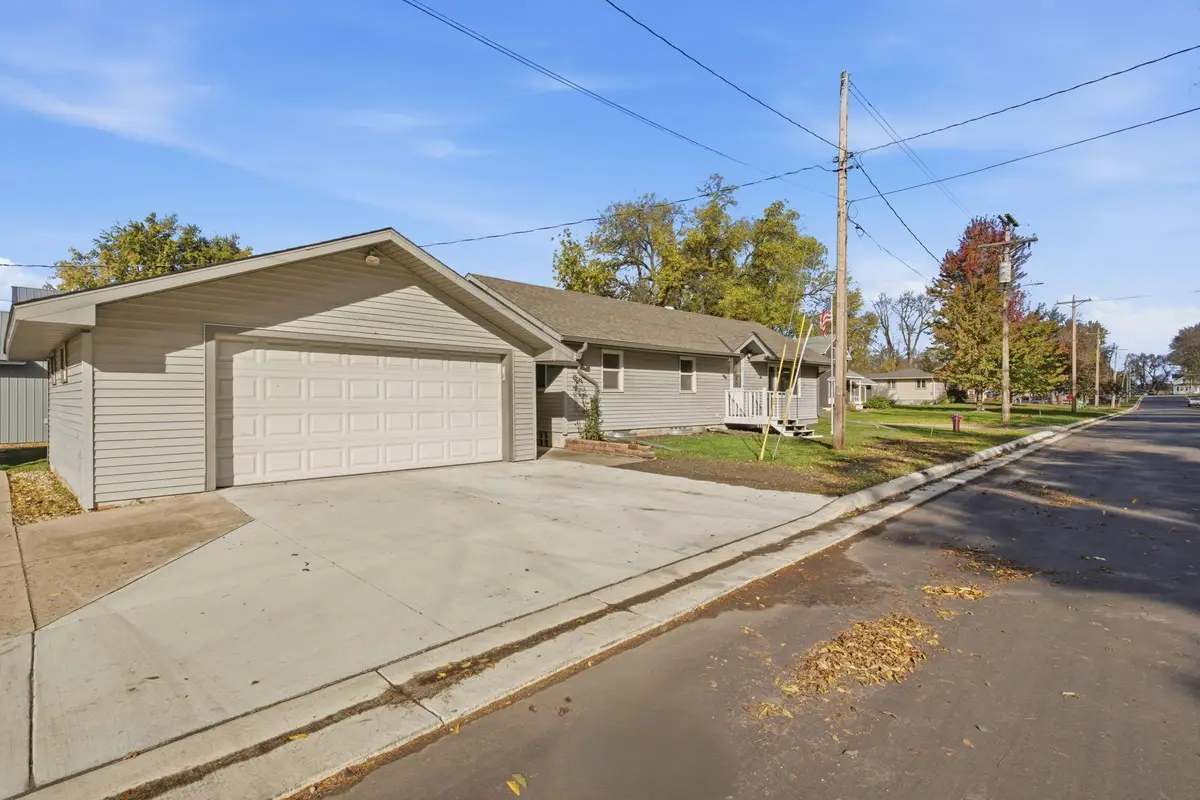 117 3rd Street N, Kandiyohi, MN 56251 - #1