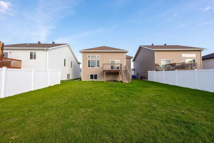 1558 68th Avenue S, Fargo, ND 58104 - #3