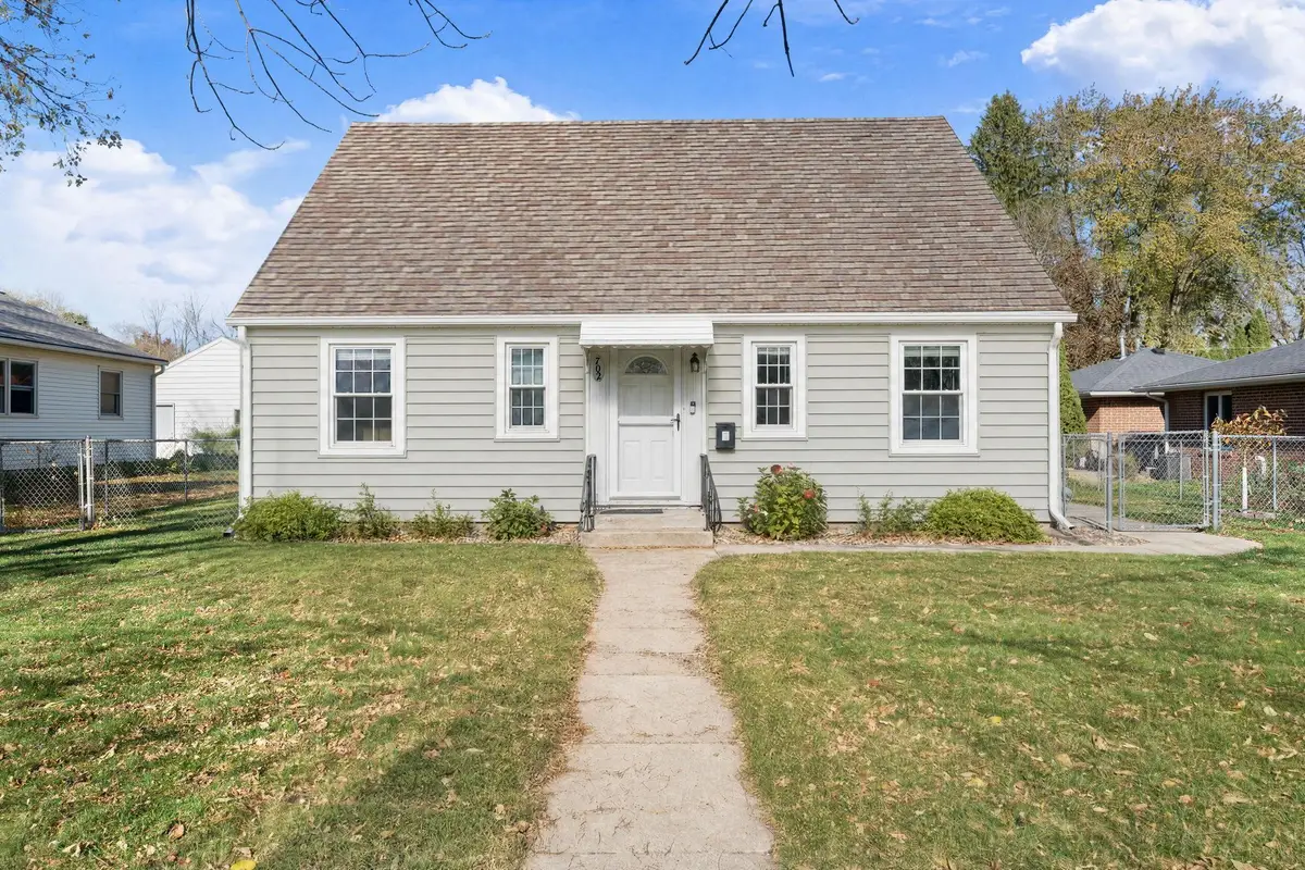 702 7th Avenue Sw, Austin, MN 55912 - #1