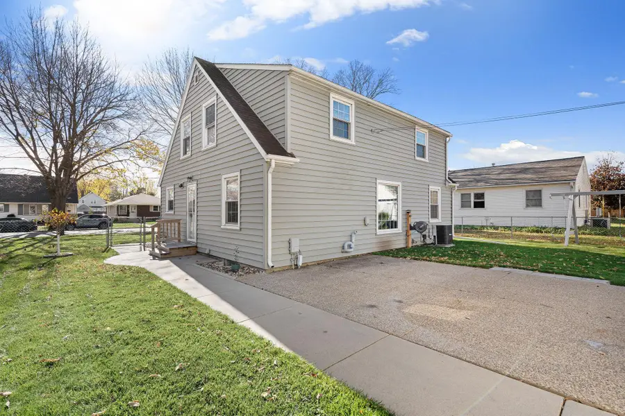 702 7th Avenue Sw, Austin, MN 55912 - #3