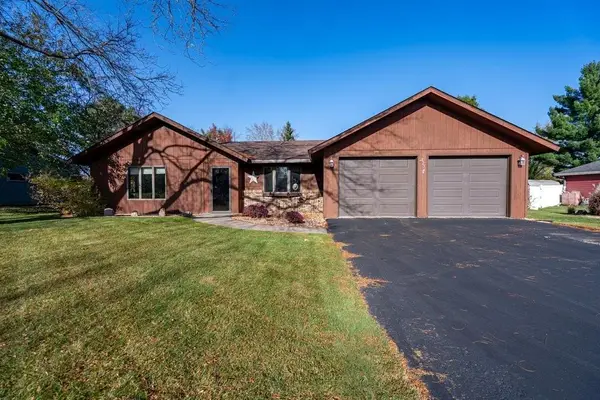 825 Ballentine Road, Menomonie, WI 54751